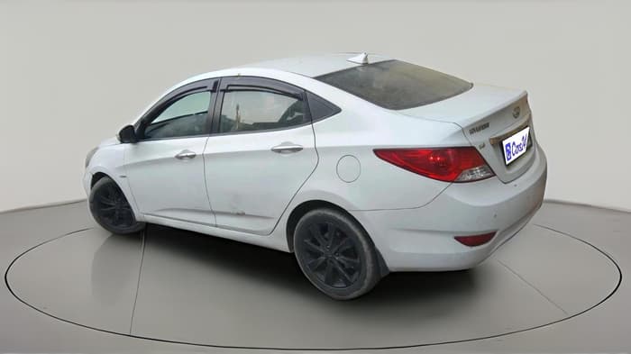 2013 Hyundai Verna FLUIDIC 1.6 CRDI SX, Diesel, Manual, 97,061 km, exterior