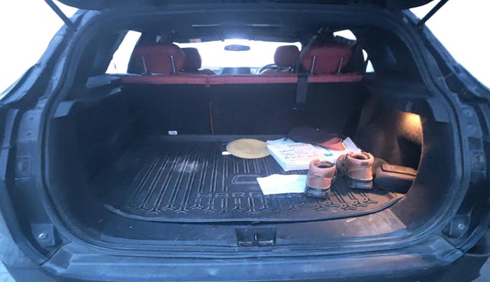 2023 Tata Harrier XZ PLUS RED DARK EDITION, Diesel, Manual, 1,26,126 km, exterior