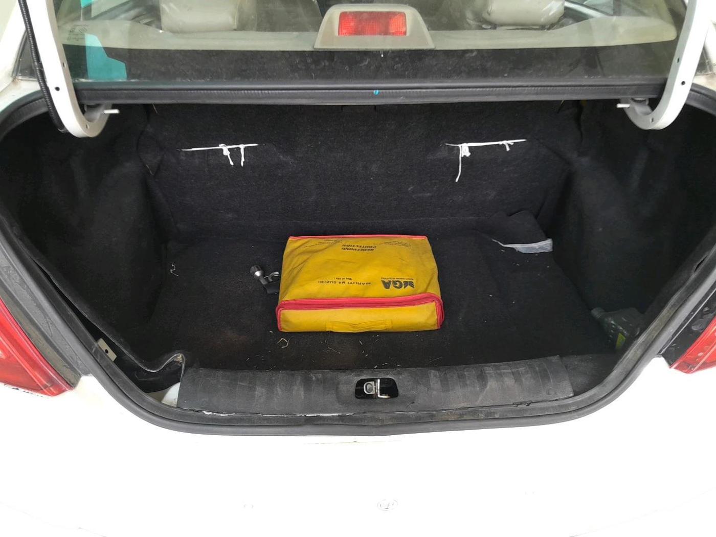 2014 Maruti Swift VXI, Petrol, Manual, 49,483 km, exterior