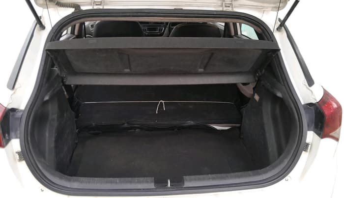 2015 Hyundai Elite i20 SPORTZ 1.4 CRDI, Diesel, Manual, 3,24,023 km, exterior
