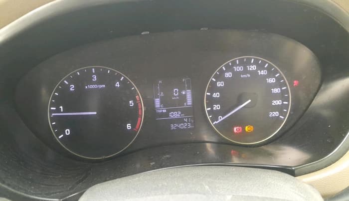 2015 Hyundai Elite i20 SPORTZ 1.4 CRDI, Diesel, Manual, 3,24,023 km, interior
