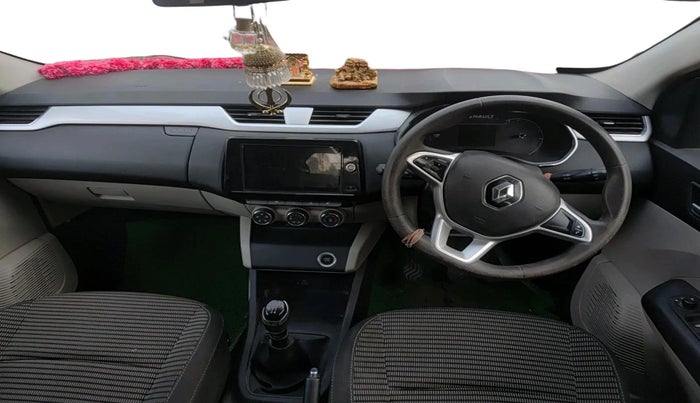 2023 Renault TRIBER RXZ DUAL TONE, Petrol, Manual, 46,912 km, interior