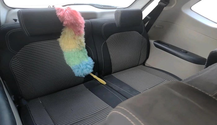 2023 Renault TRIBER RXZ DUAL TONE, Petrol, Manual, 46,912 km, interior