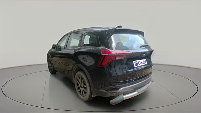 2022 Mahindra XUV700 AX 7 LUXURY D AT 7 STR, Diesel, Automatic, 43,804 km, exterior