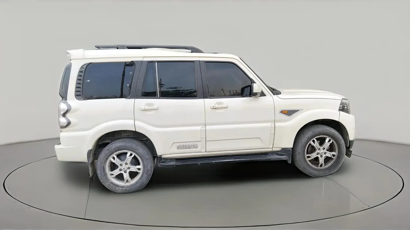 2015 Mahindra Scorpio S10, Diesel, Manual, 2,07,699 km, exterior