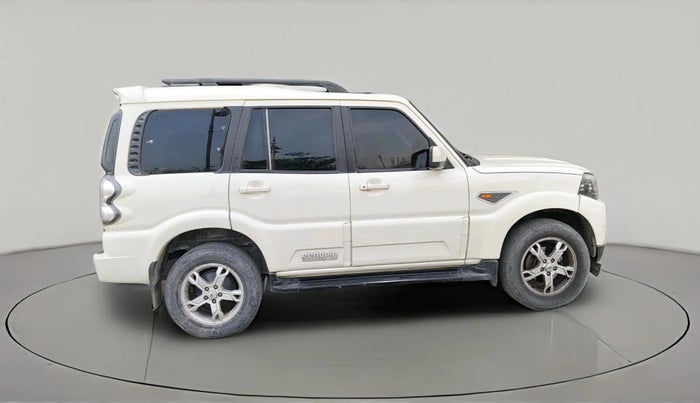 2015 Mahindra Scorpio S10, Diesel, Manual, 2,04,649 km, exterior