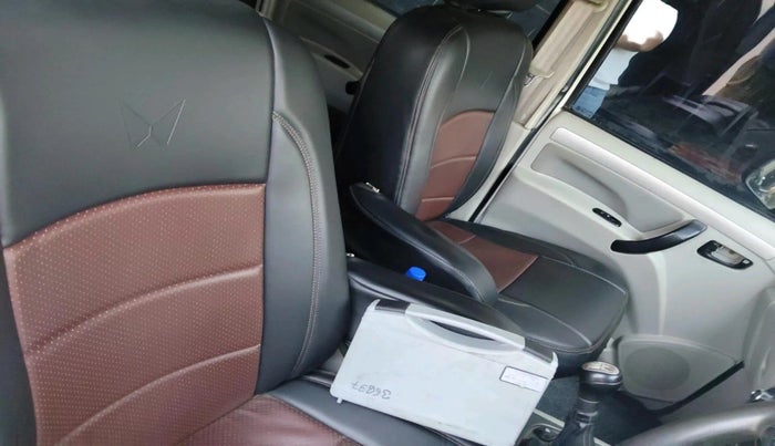 2015 Mahindra Scorpio S10, Diesel, Manual, 2,04,649 km, interior