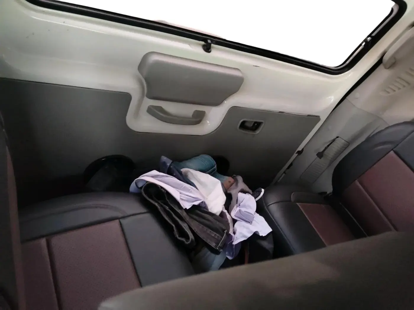 2015 Mahindra Scorpio S10, Diesel, Manual, 2,07,699 km, interior