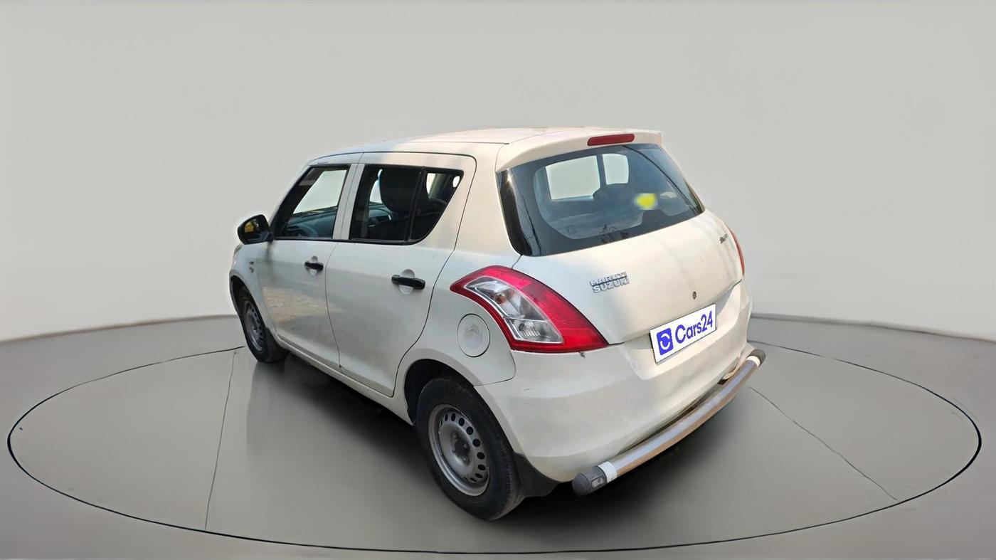2017 Maruti Swift LXI (O), Petrol, Manual, 66,361 km, exterior