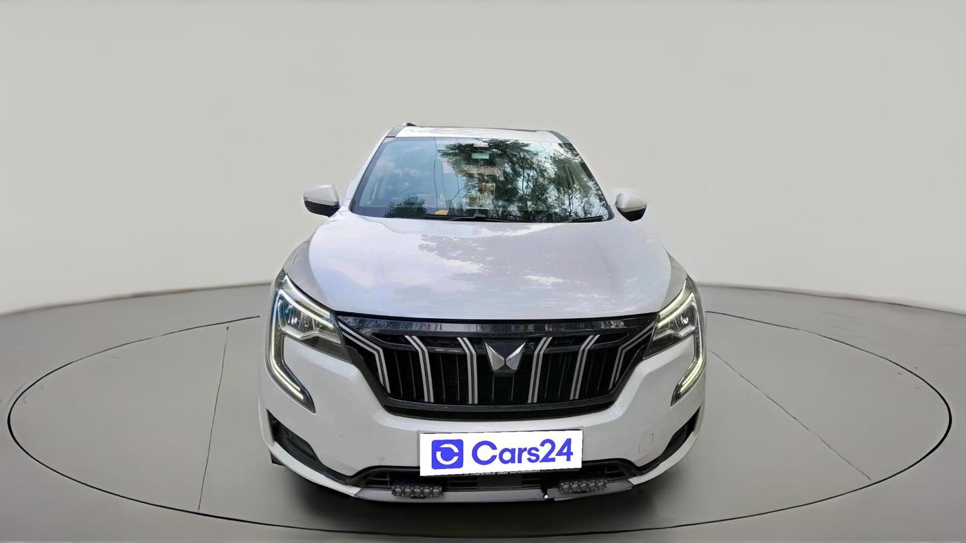 2024 Mahindra XUV700 AX 7 P MT 7 STR, Petrol, Manual, 19,456 km, exterior