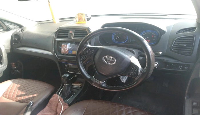 2022 Toyota URBAN CRUISER PREMIUM GRADE AT, Petrol, Automatic, 37,085 km, interior