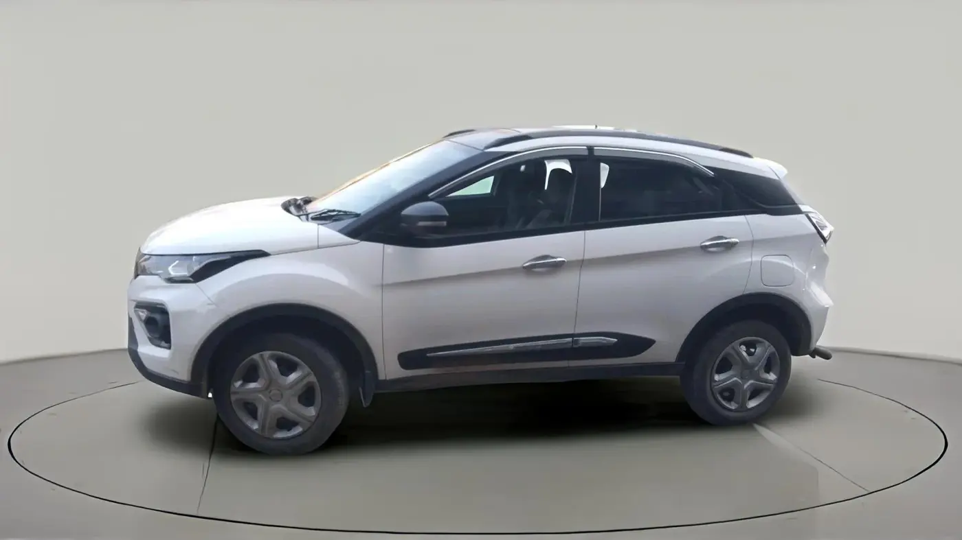 2023 Tata NEXON XM SUNROOF PETROL, Petrol, Manual, 48,990 km, exterior