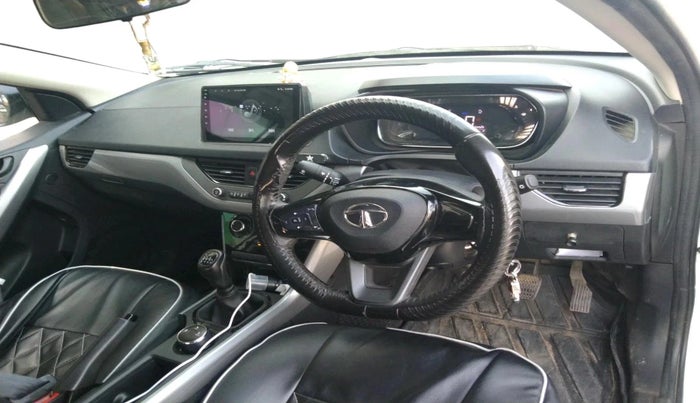 2023 Tata NEXON XM SUNROOF PETROL, Petrol, Manual, 48,990 km, interior