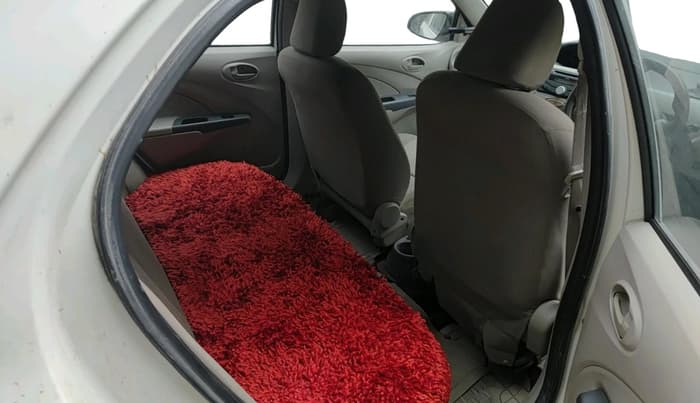 2016 Toyota Etios G, CNG, Manual, 1,41,870 km, interior