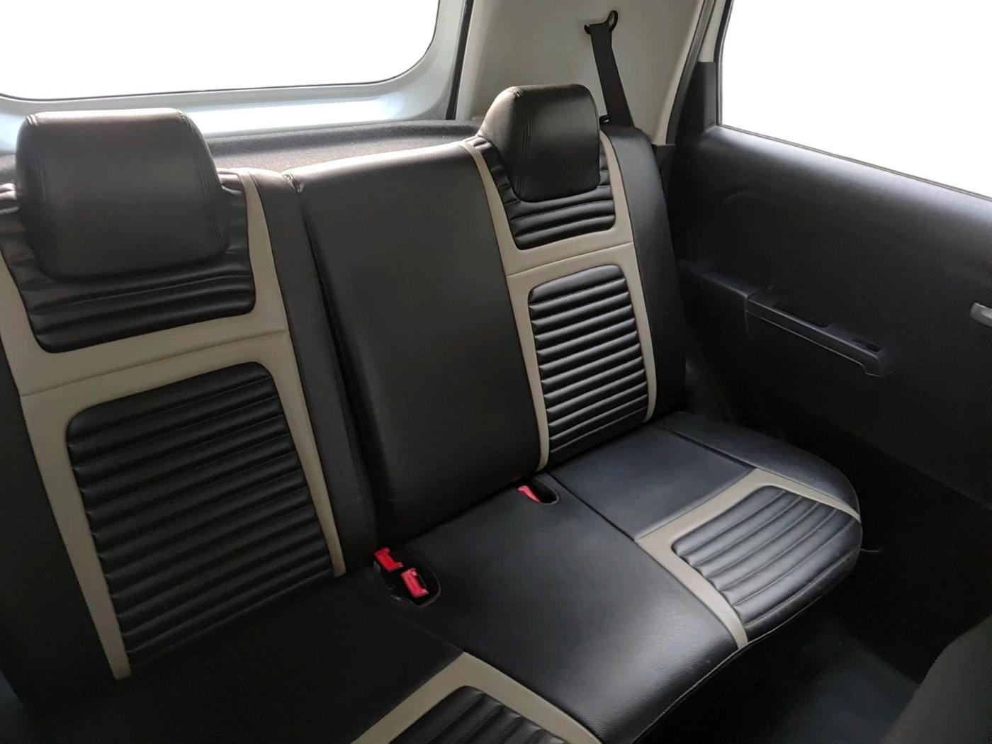 2024 Maruti New Wagon-R VXI 1.0 AMT, Petrol, Automatic, 13,653 km, interior