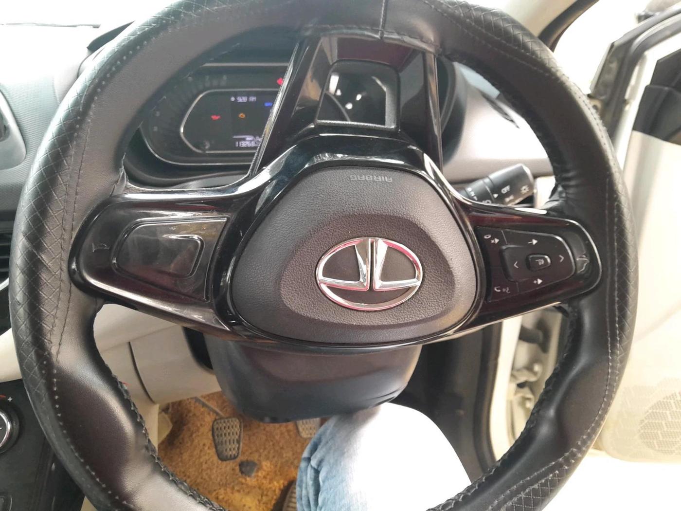 2022 Tata NEXON XZ PLUS DIESEL, Diesel, Manual, 1,13,268 km, interior