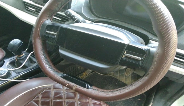 2024 Tata NEXON CREATIVE + 1.2 PETROL, Petrol, Manual, 29,265 km, interior