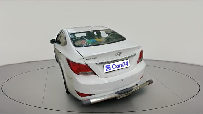 2015 Hyundai Verna FLUIDIC 1.6 CRDI SX, Diesel, Manual, 90,000 km, exterior