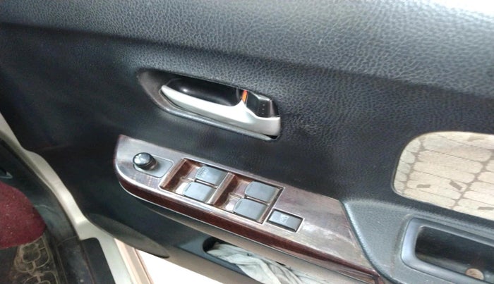 2018 Maruti Wagon R 1.0 VXI+, Petrol, Manual, 89,686 km, interior