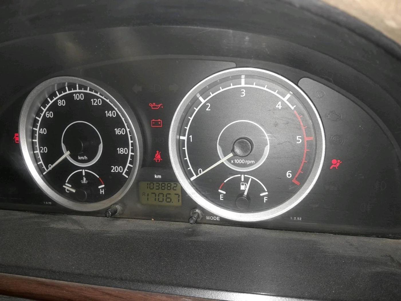 2015 Tata Safari Storme 2.2 VX 4X2, Diesel, Manual, 1,03,882 km, interior