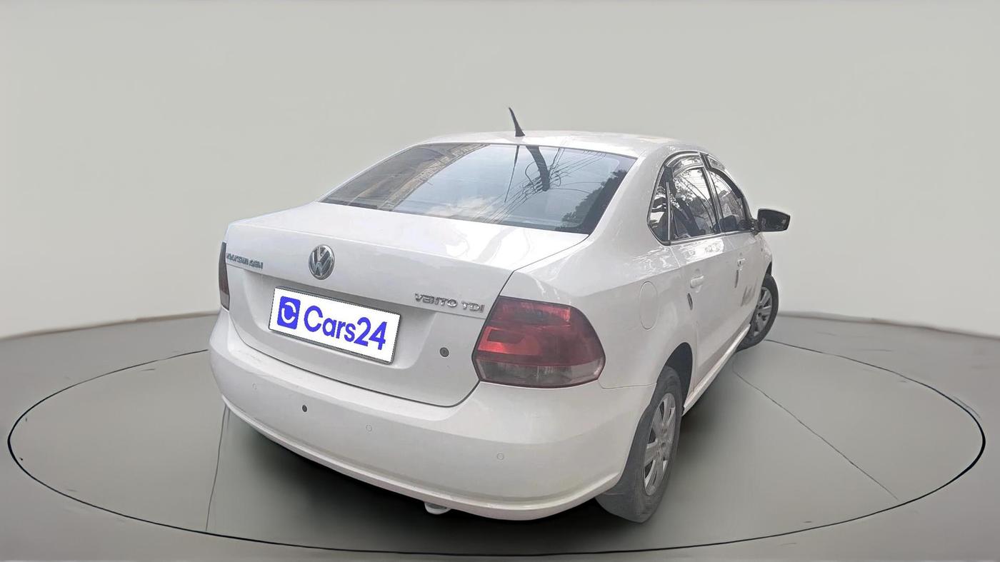 2012 Volkswagen Vento TRENDLINE DIESEL 1.6, Diesel, Manual, 1,50,494 km, exterior