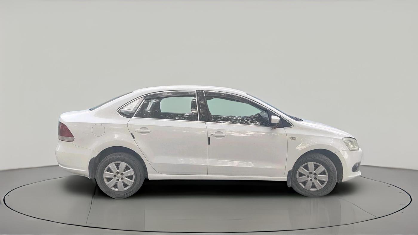 2012 Volkswagen Vento TRENDLINE DIESEL 1.6, Diesel, Manual, 1,50,494 km, exterior