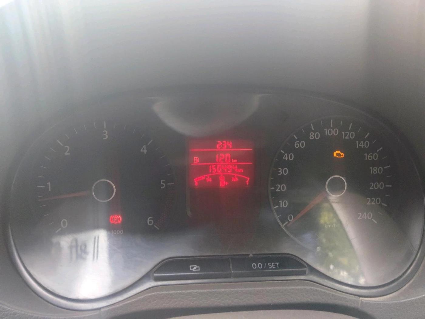2012 Volkswagen Vento TRENDLINE DIESEL 1.6, Diesel, Manual, 1,50,494 km, interior