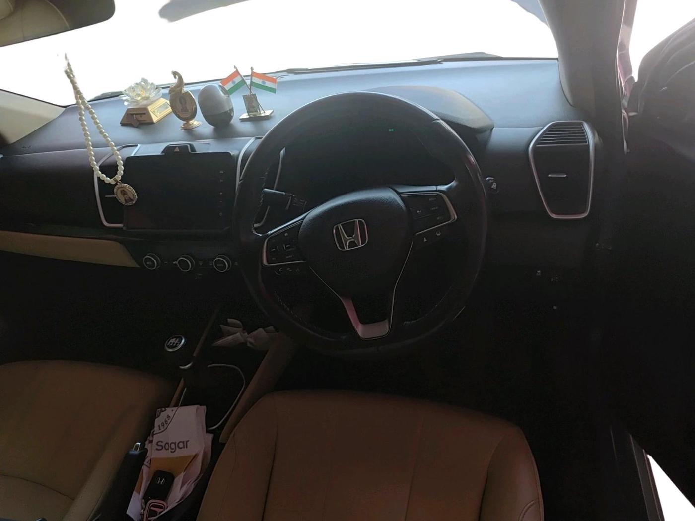 2023 Honda City 1.5L I-VTEC ZX, Petrol, Manual, 10,003 km, interior