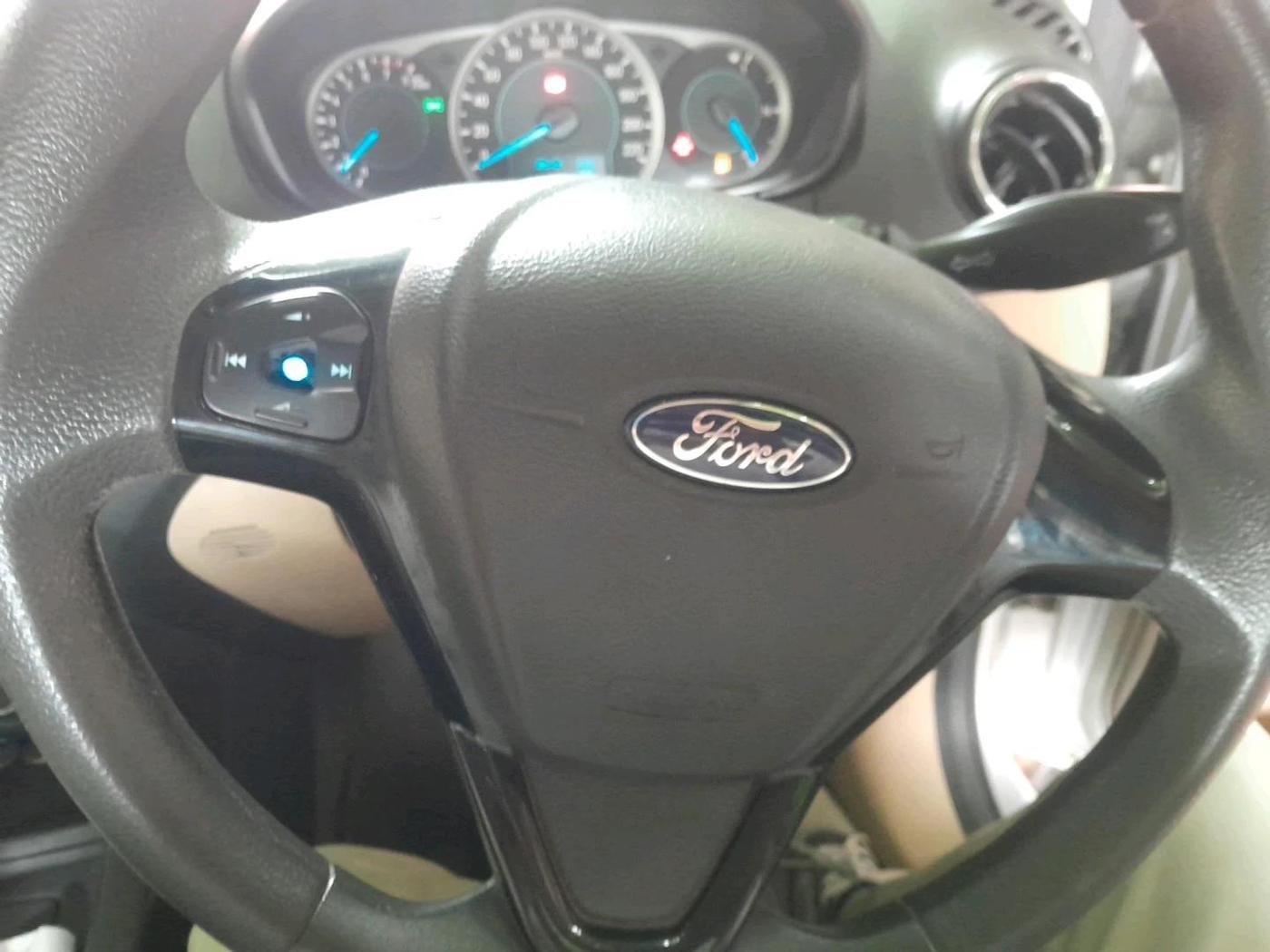2015 Ford Figo Aspire TREND 1.2 PETROL, Petrol, Manual, 90,006 km, interior