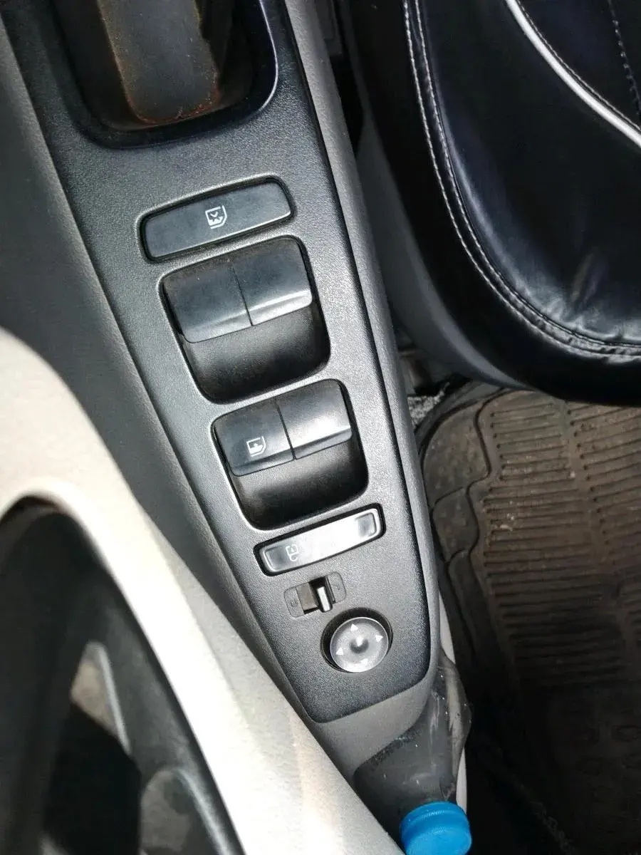 2022 Hyundai AURA S 1.2 CNG, CNG, Manual, 89,800 km, interior