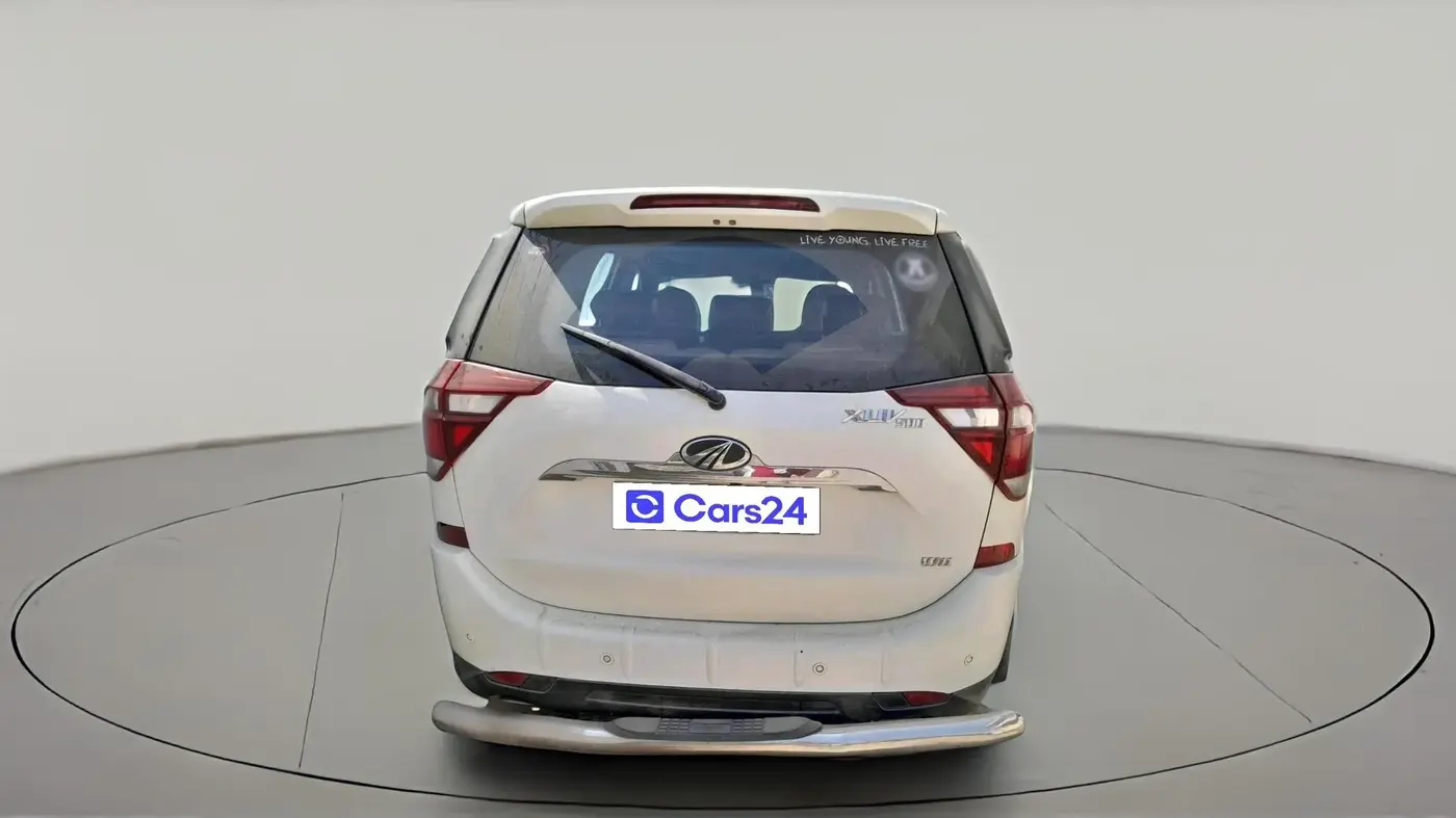 2020 Mahindra XUV500 W11, Diesel, Manual, 1,31,615 km, exterior