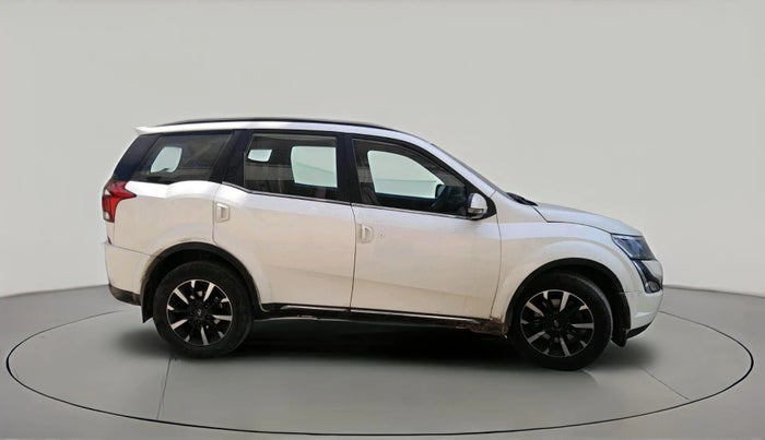 2020 Mahindra XUV500 W11, Diesel, Manual, 1,31,615 km, exterior