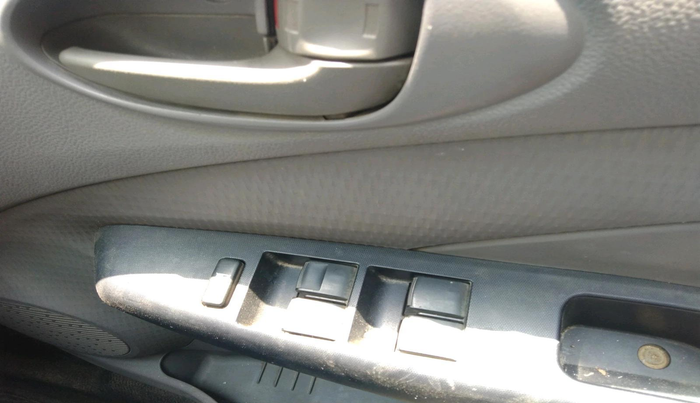 2011 Toyota Etios G, Petrol, Manual, 39,606 km, interior