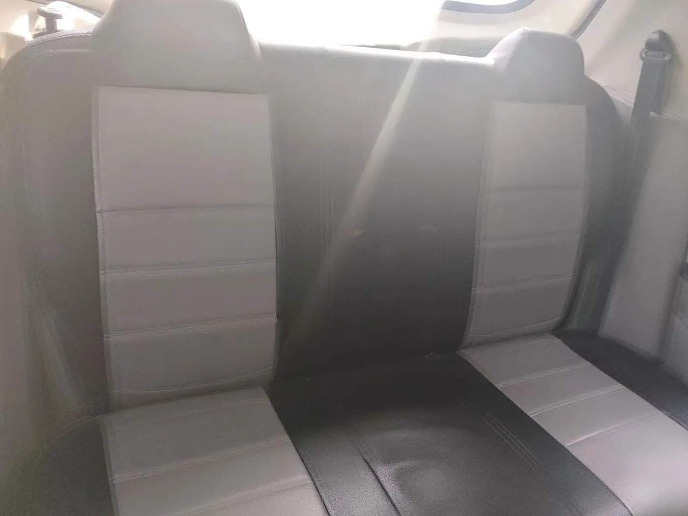 2016 Mahindra Kuv100 K4 6 STR, Petrol, Manual, 1,18,884 km, interior