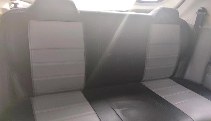 2016 Mahindra Kuv100 K4 6 STR, Petrol, Manual, 1,18,884 km, interior