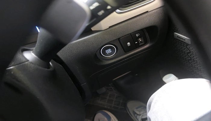 2022 Hyundai Creta SX (O) AT 1.5 DIESEL, Diesel, Automatic, 67,988 km, interior