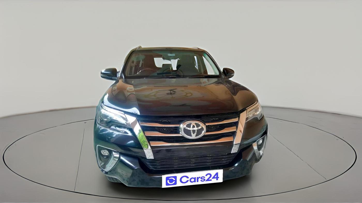 2018 Toyota Fortuner 2.8 4X2 AT, Diesel, Automatic, 2,32,605 km, exterior