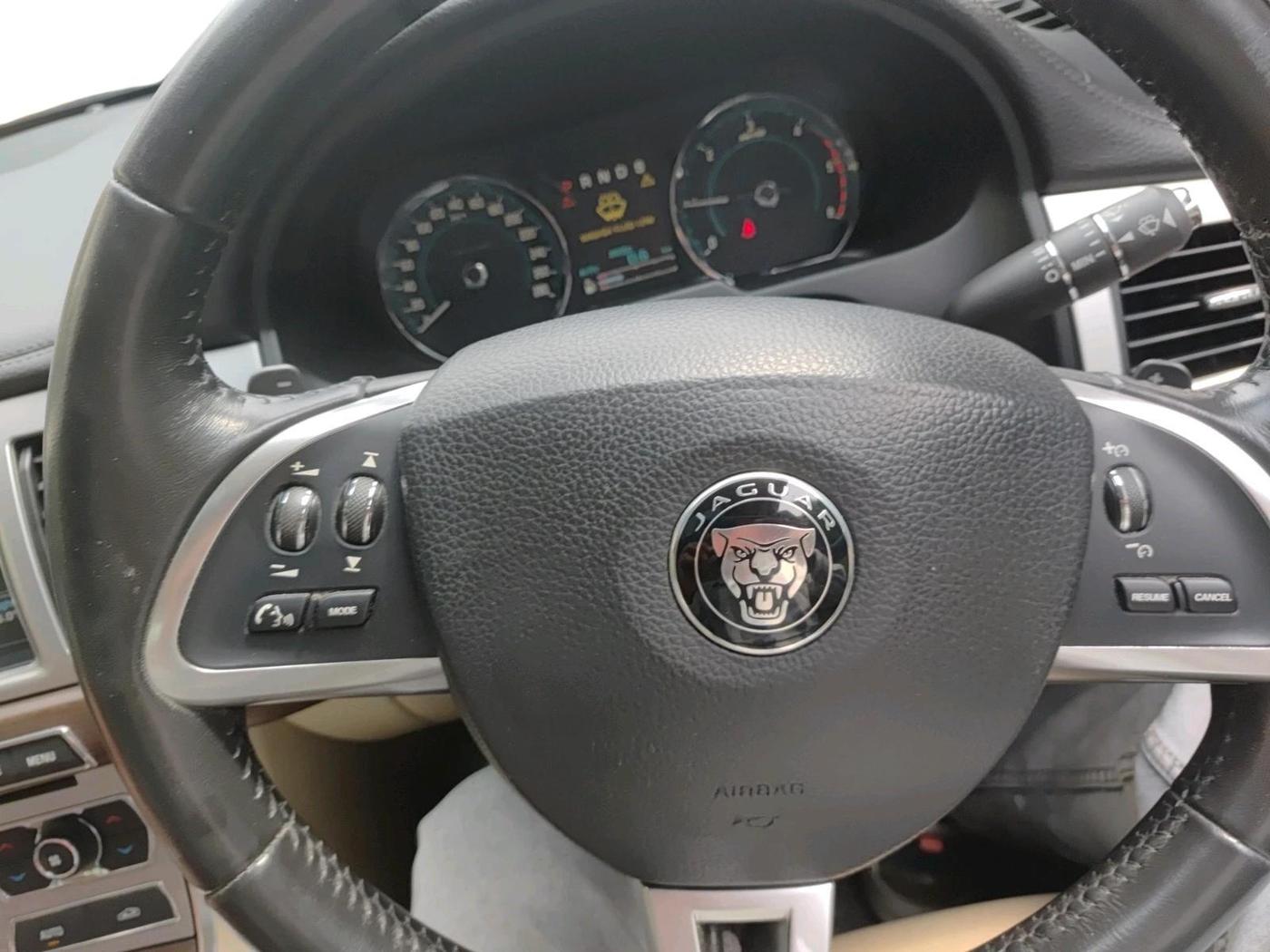2015 Jaguar XF 2.2 DIESEL, Diesel, Automatic, 38,090 km, interior