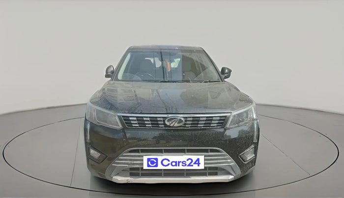 2019 Mahindra XUV300 W8 1.2 PETROL, Petrol, Manual, 80,096 km, exterior