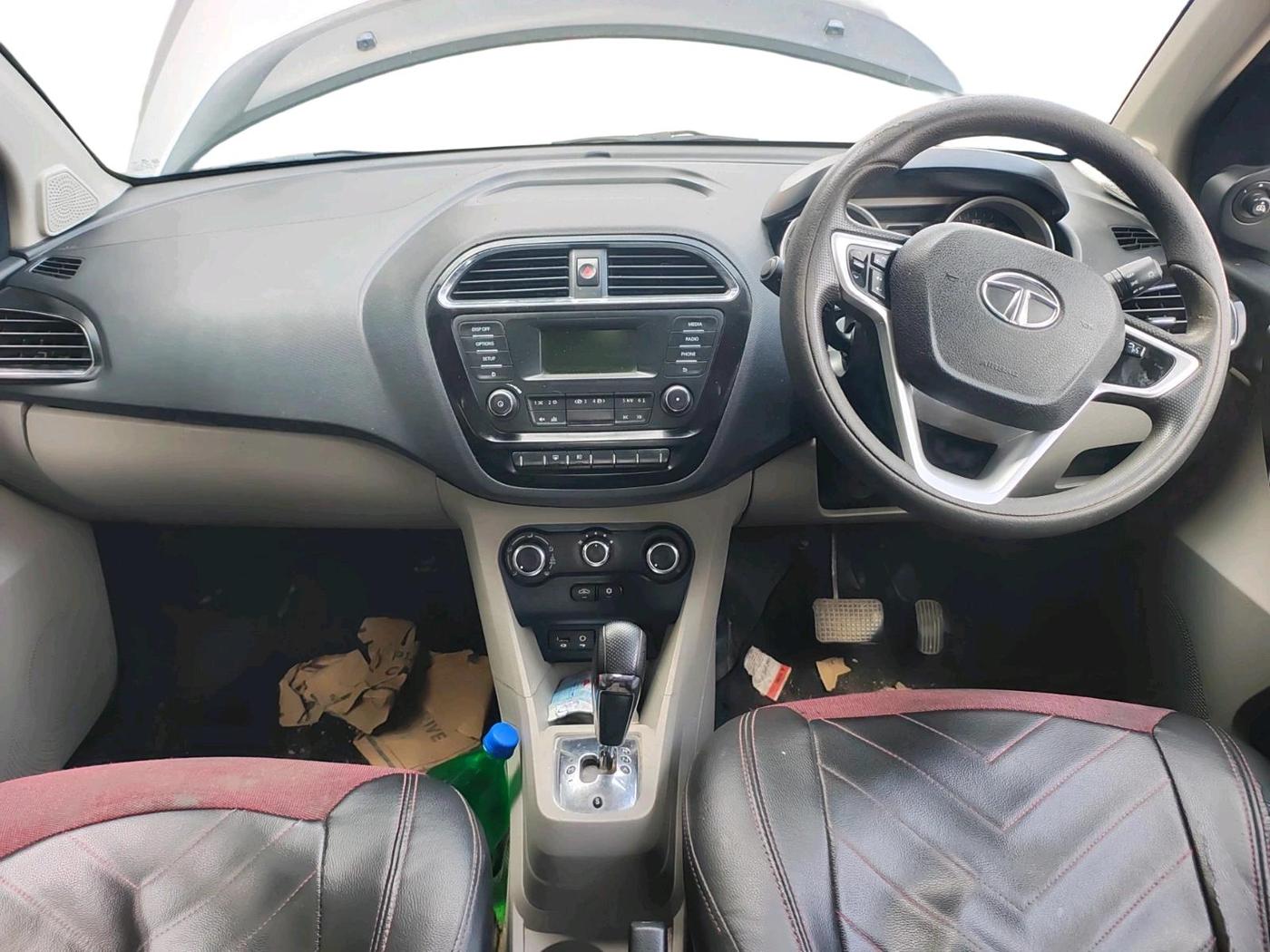 2017 Tata Tiago XZA PETROL, Petrol, Automatic, 1,15,845 km, interior