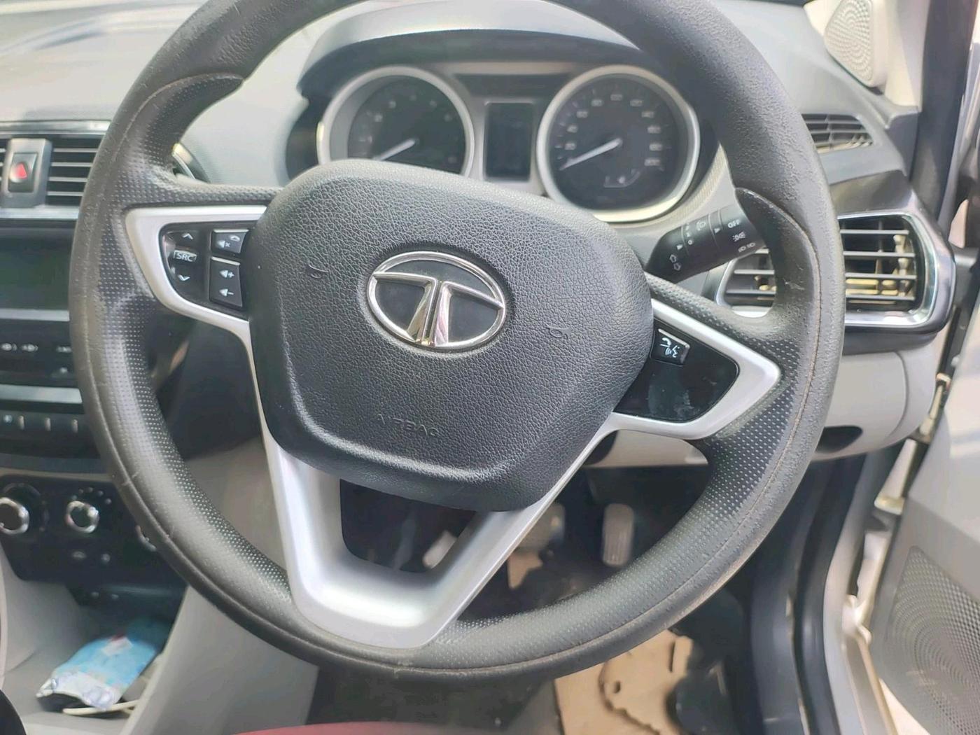 2017 Tata Tiago XZA PETROL, Petrol, Automatic, 1,15,845 km, interior