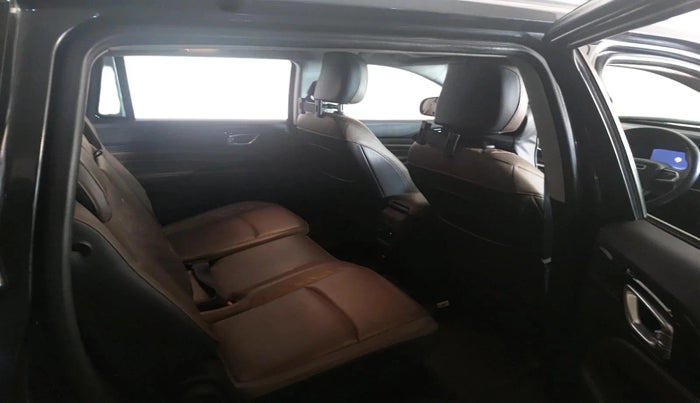 2022 Jeep MERIDIAN LIMITED (O) 4X4 AT, Diesel, Automatic, 37,202 km, interior