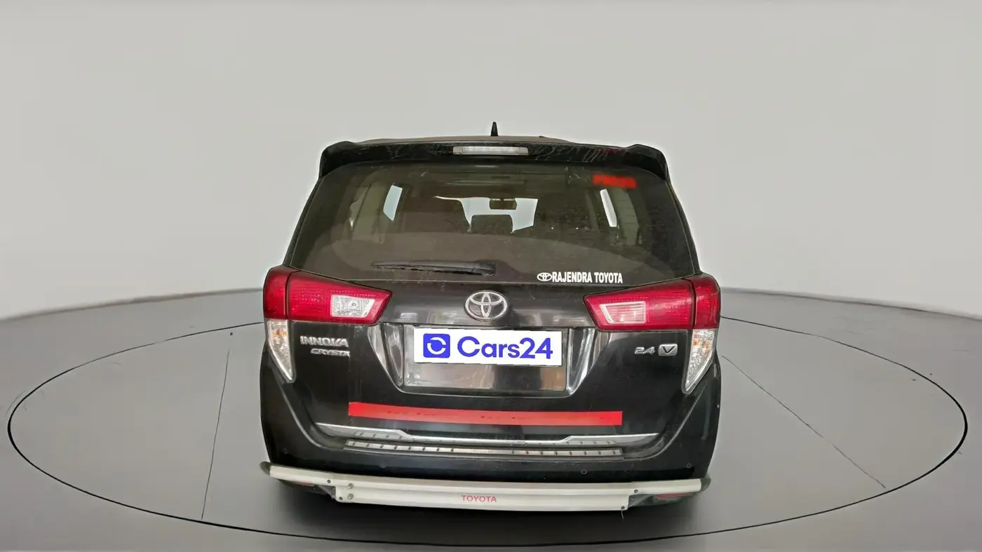 2020 Toyota Innova Crysta 2.4 VX 7 STR, Diesel, Manual, 82,037 km, exterior