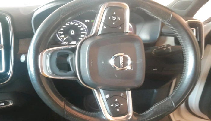 2018 Volvo XC 40 D4 AWD Inscription, Diesel, Automatic, 1,22,686 km, interior