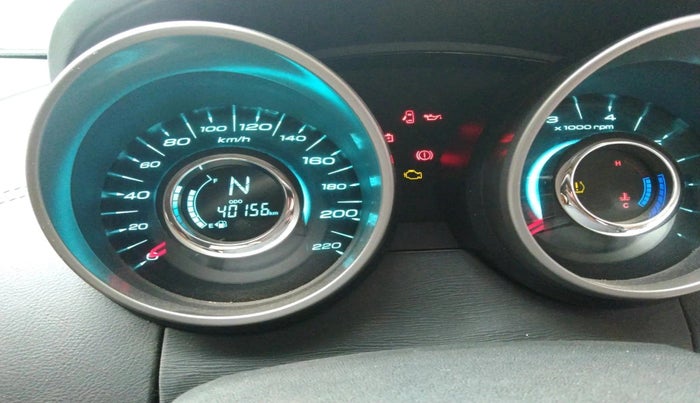 2019 Mahindra XUV500 W11, Diesel, Manual, 40,550 km, interior