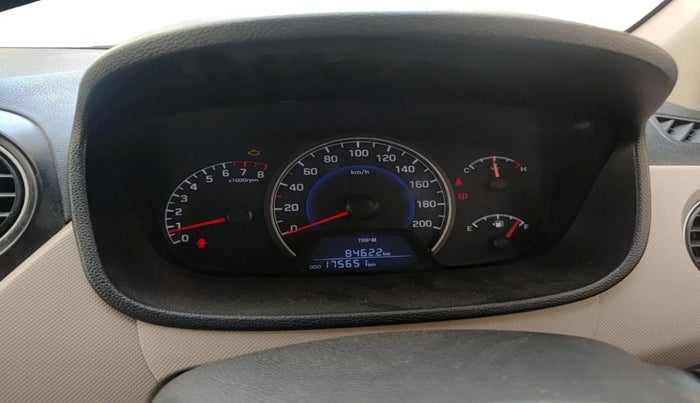 2017 Hyundai Grand i10 SPORTZ 1.2 KAPPA VTVT, Petrol, Manual, 1,75,651 km, interior