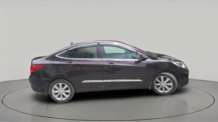 2012 Hyundai Verna FLUIDIC 1.6 CRDI SX, Diesel, Manual, 59,735 km, exterior