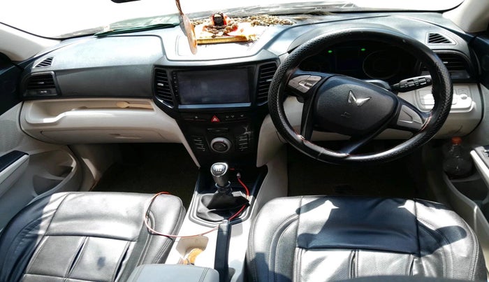 2023 Mahindra XUV300 W6 1.5 Diesel, Diesel, Manual, 89,841 km, interior