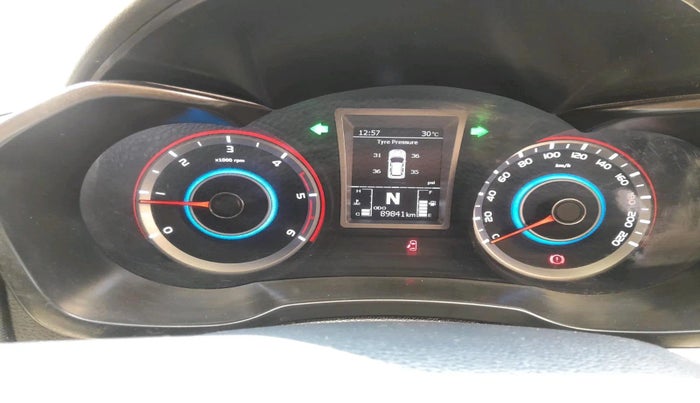 2023 Mahindra XUV300 W6 1.5 Diesel, Diesel, Manual, 89,841 km, interior