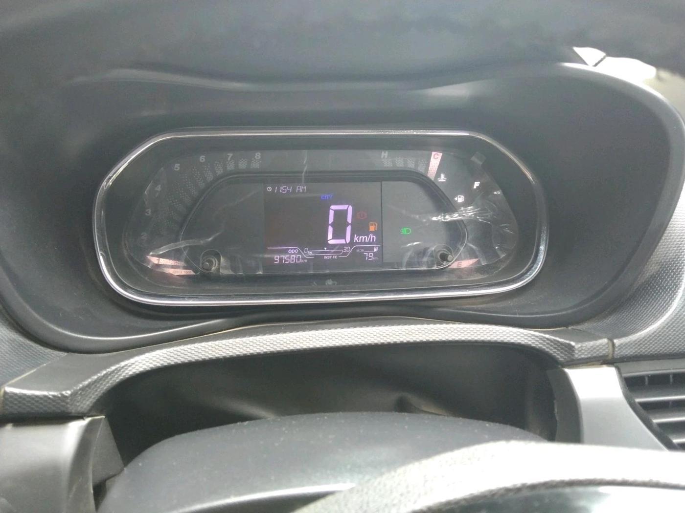 2022 Tata NEXON XM DIESEL, Diesel, Manual, 97,580 km, interior